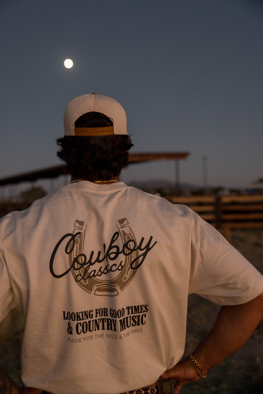 Classic Horseshoe Graphic Tee